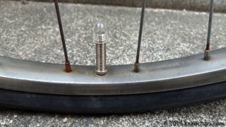 自転車（シティサイクル）のタイヤチューブに米式バルブを試した-アイキャッチ画像